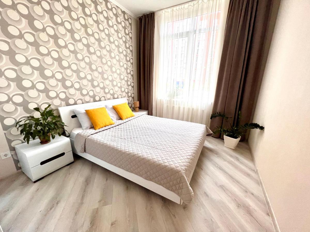 Osapart Cozy Apartment In A Complex Semycvit Львов Экстерьер фото